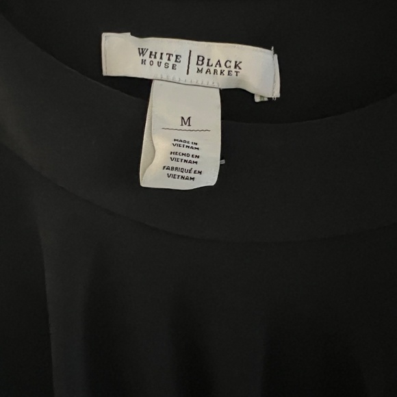 Black house/ White Market; Size Medium; Black - Picture 2 of 2